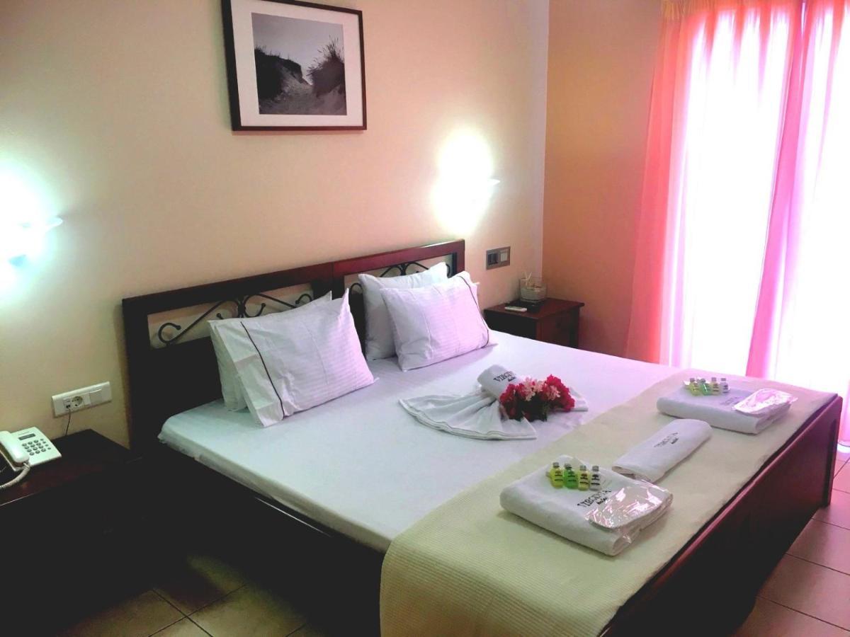 Virginia Hotel Tinos Bagian luar foto